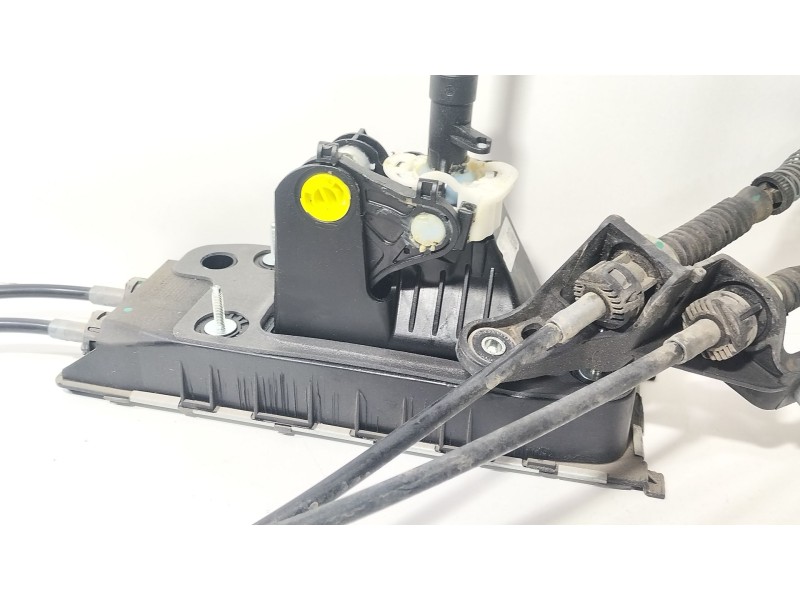 Recambio de palanca cambio para seat leon st (5f8) 1.0 tsi referencia OEM IAM 5Q0711049BJ  