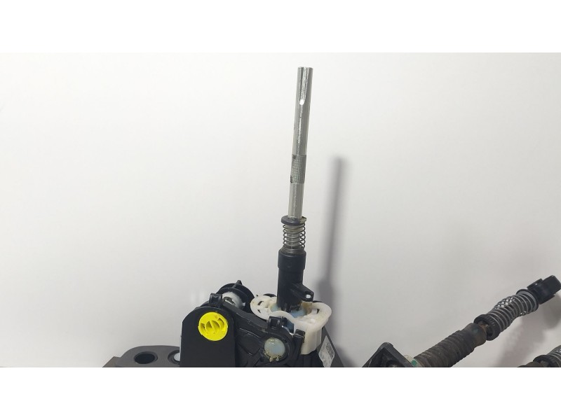 Recambio de palanca cambio para seat leon st (5f8) 1.0 tsi referencia OEM IAM 5Q0711049BJ  