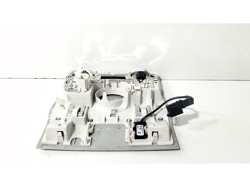 Recambio de luz interior delantera central para seat leon st (5f8) 1.0 tsi referencia OEM IAM 1K0947105  
