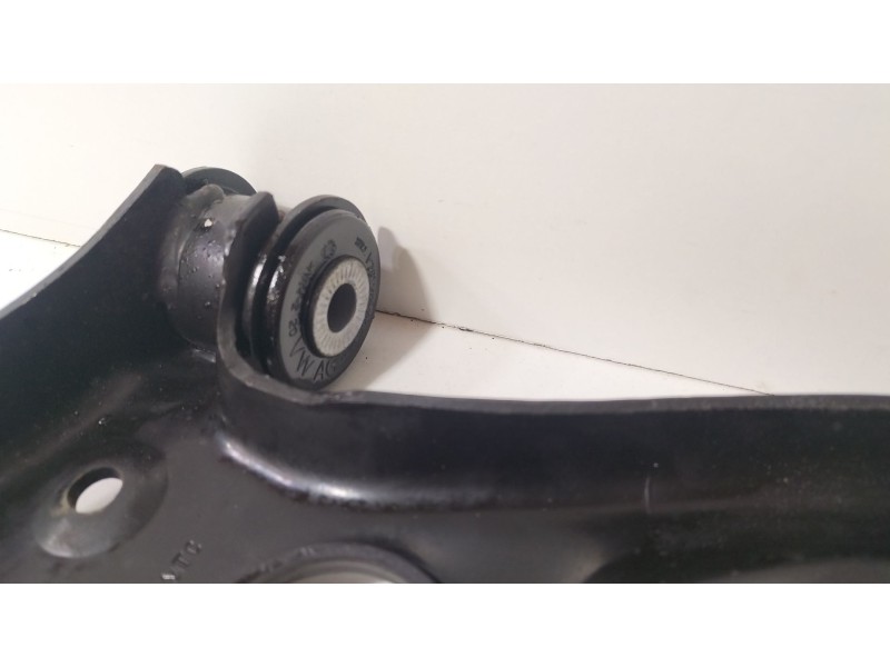 Recambio de brazo suspension inferior delantero derecho para seat leon st (5f8) 1.0 tsi referencia OEM IAM 5q0407152t  