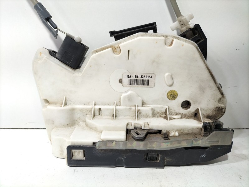Recambio de cerradura puerta delantera derecha para seat ibiza iv sc (6j1, 6p5) 1.4 tdi referencia OEM IAM 5N1837016A  