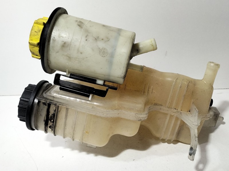 Recambio de deposito expansion para land rover discovery iv (l319) 3.0 sdv6 4x4 referencia OEM IAM AH228A080AB  