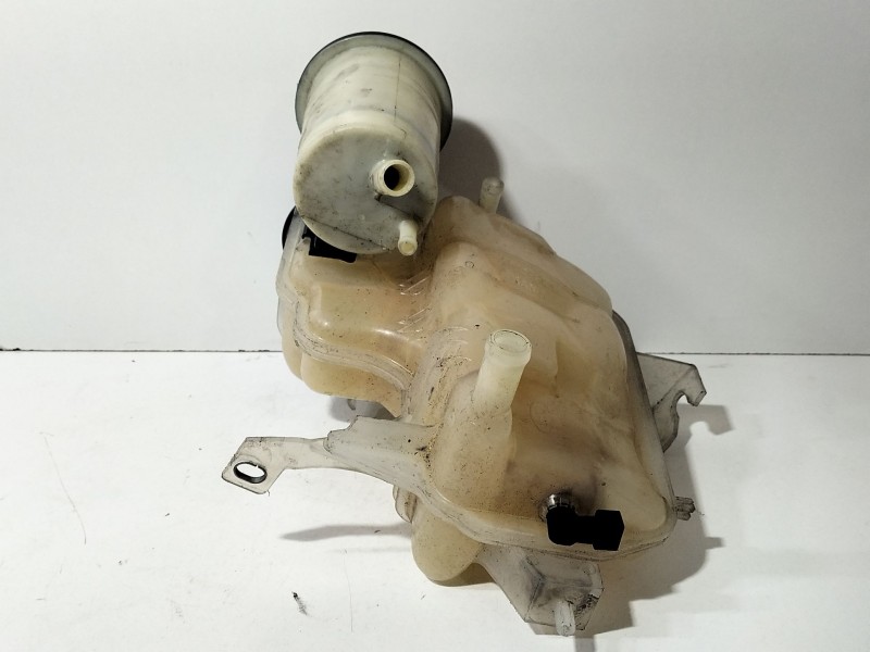 Recambio de deposito expansion para land rover discovery iv (l319) 3.0 sdv6 4x4 referencia OEM IAM AH228A080AB  