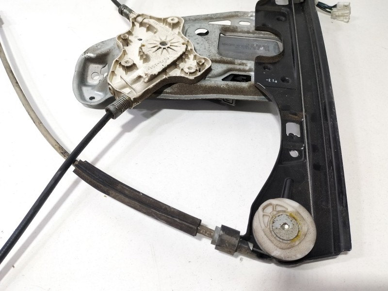 Recambio de elevalunas delantero izquierdo para mercedes-benz clase c (w203) berlina 2.2 cdi cat referencia OEM IAM A2037201746 