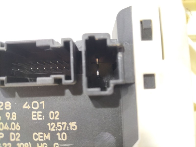 Recambio de motor elevalunas delantero izquierdo para peugeot 407 2.0 16v hdi fap cat (rhr / dw10bted4) referencia OEM IAM 11373