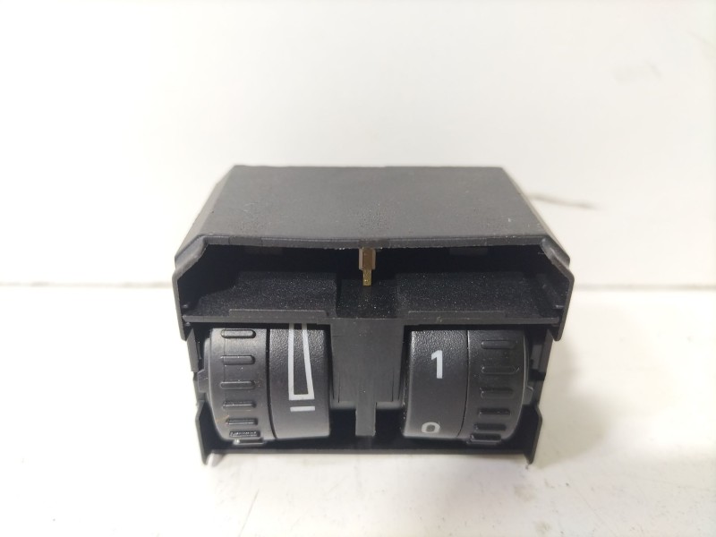 Recambio de mando luces para volkswagen caddy ka/kb (2k) furg. referencia OEM IAM 2K0941333A  