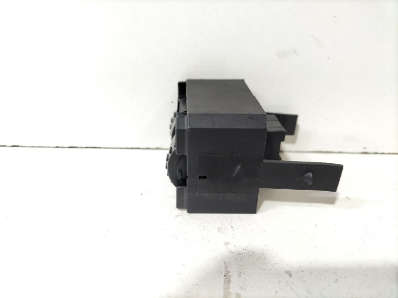 Recambio de mando luces para volkswagen caddy ka/kb (2k) furg. referencia OEM IAM 2K0941333A  