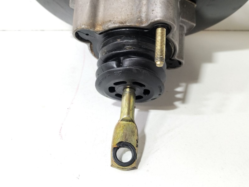 Recambio de servofreno para mini mini (r50, r53) one referencia OEM IAM 6757181E  