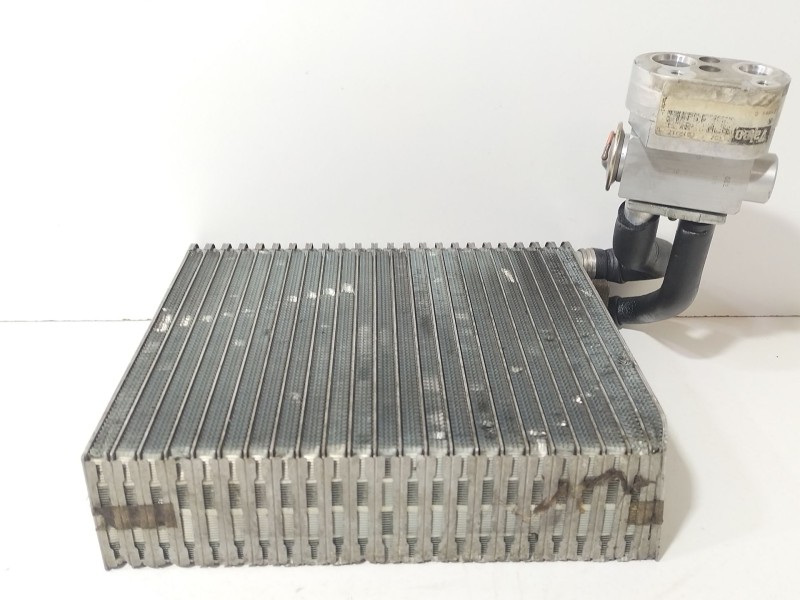 Recambio de radiador calefaccion / aire acondicionado para mini mini (r50, r53) one referencia OEM IAM 667938B  
