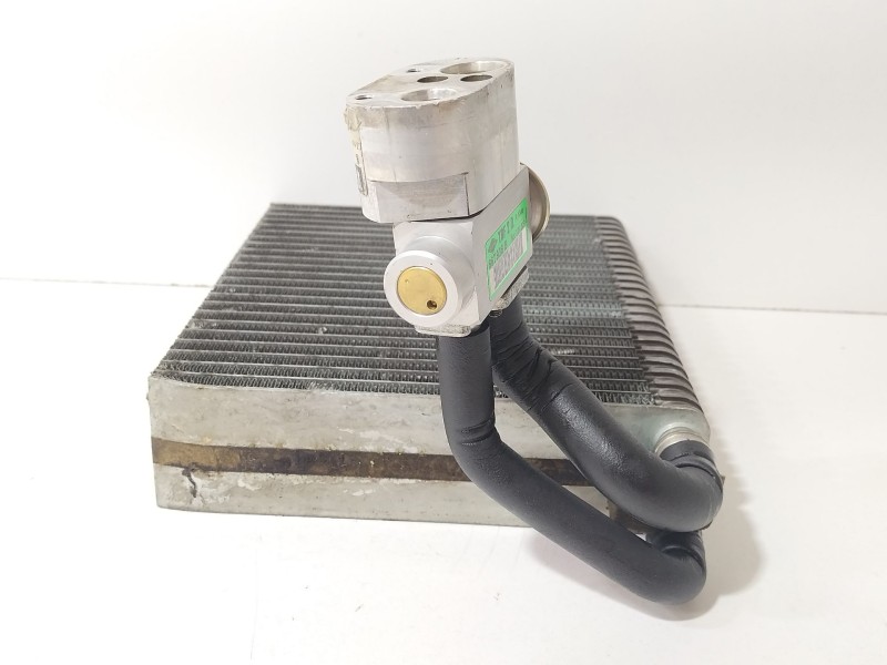 Recambio de radiador calefaccion / aire acondicionado para mini mini (r50, r53) one referencia OEM IAM 667938B  