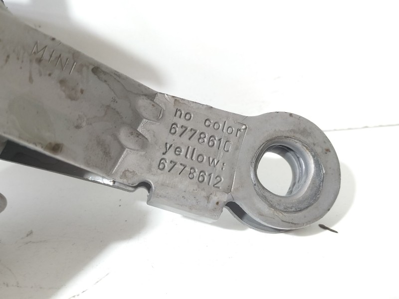 Recambio de soporte motor para mini mini (r50, r53) one referencia OEM IAM 6778610  