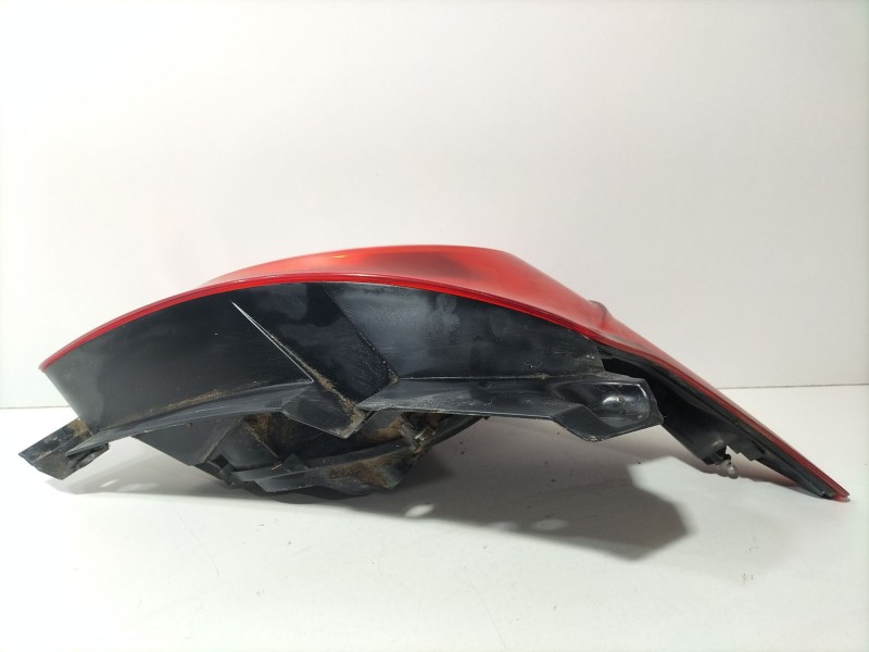 Recambio de piloto trasero izquierdo para ford ka (ru8) 1.2 referencia OEM IAM 1579396  