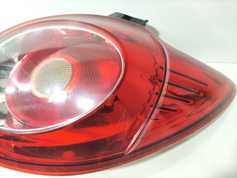 Recambio de piloto trasero derecho para ford ka (ru8) 1.2 referencia OEM IAM 1579394  