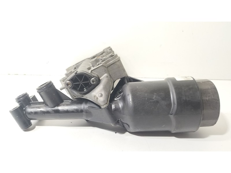 Recambio de soporte filtro aceite para mercedes-benz clase b (w246) b 200 cdi be (246.201) referencia OEM IAM 70362380  