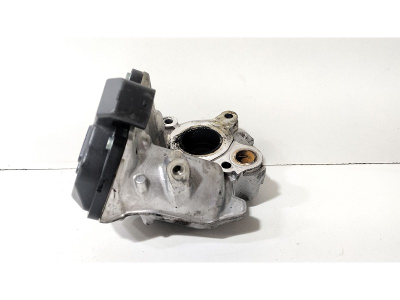 Recambio de valvula egr para mercedes-benz clase e (w212) e 200 cdi / bluetec (212.005, 212.006) referencia OEM IAM A6511400360 