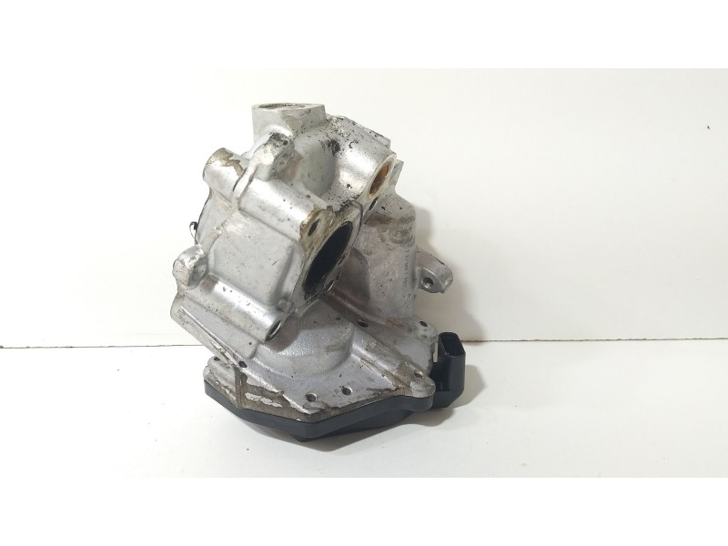 Recambio de valvula egr para mercedes-benz clase e (w212) e 200 cdi / bluetec (212.005, 212.006) referencia OEM IAM A6511400360 
