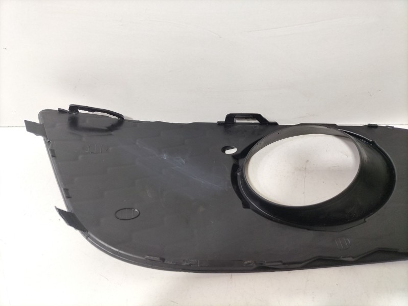 Recambio de molduras delanteras para seat leon (1p1) 1.4 tsi referencia OEM IAM 1P0853665G  