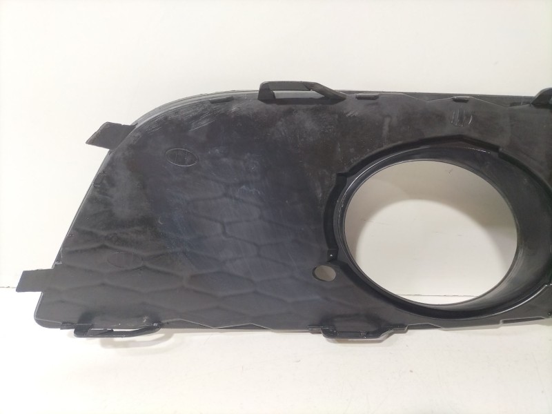 Recambio de molduras delanteras para seat leon (1p1) 1.4 tsi referencia OEM IAM 1P0853666E  