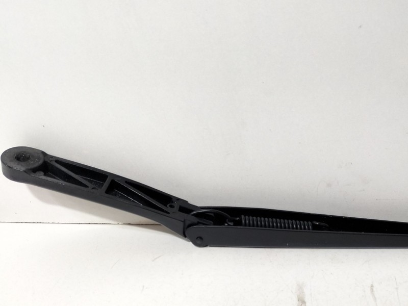 Recambio de brazo limpia delantero derecho para seat ibiza iv st (6j8, 6p8) 1.2 tsi referencia OEM IAM 6J1955419  