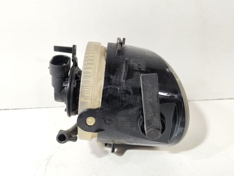 Recambio de faro antiniebla derecho para seat leon (1p1) 1.4 tsi referencia OEM IAM 16860802R  