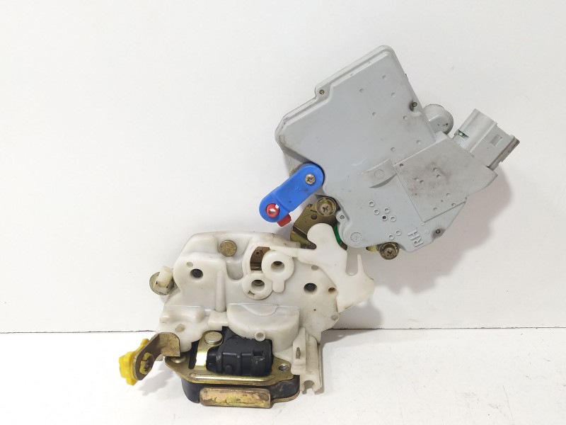 Recambio de cerradura puerta delantera derecha para nissan terrano ii (r20) 2.7 tdi 4wd referencia OEM IAM 8055291L66  