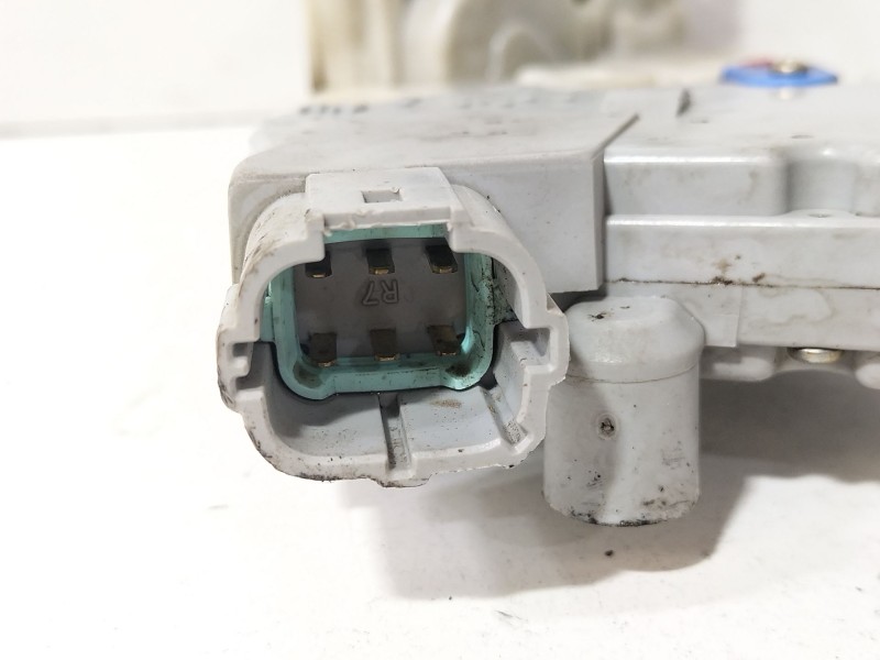 Recambio de cerradura puerta delantera derecha para nissan terrano ii (r20) 2.7 tdi 4wd referencia OEM IAM 8055291L66  
