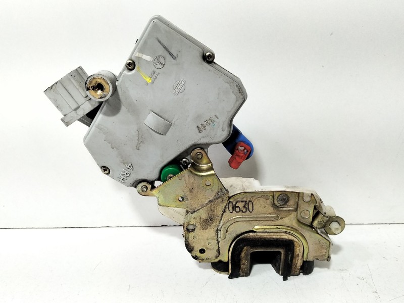 Recambio de cerradura puerta delantera derecha para nissan terrano ii (r20) 2.7 tdi 4wd referencia OEM IAM 8055291L66  