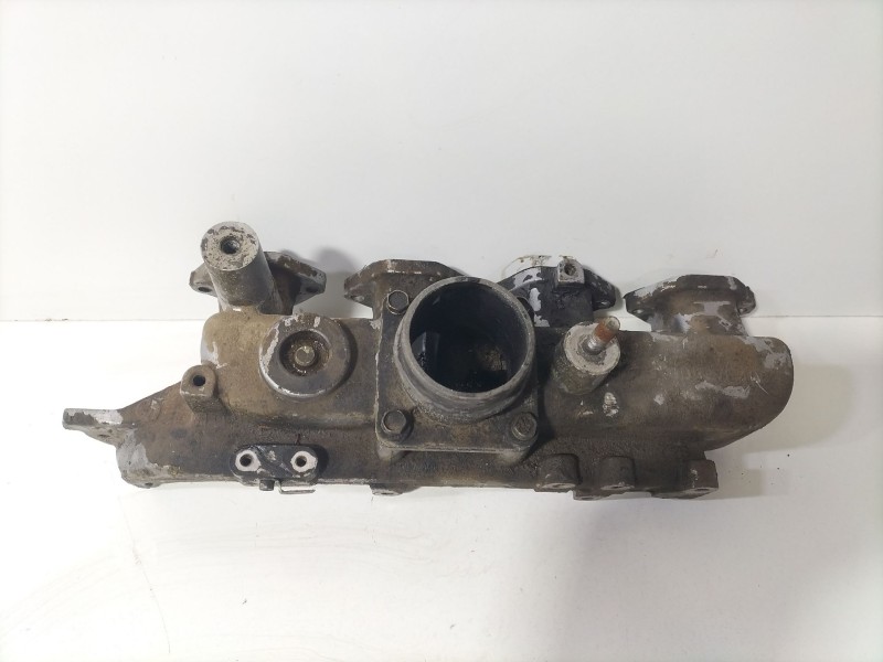 Recambio de colector admision para nissan terrano ii (r20) 2.7 tdi 4wd referencia OEM IAM 140037F404  