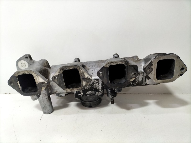 Recambio de colector admision para nissan terrano ii (r20) 2.7 tdi 4wd referencia OEM IAM 140037F404  