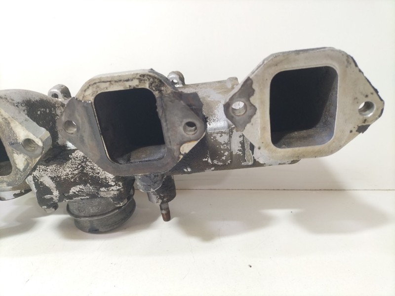 Recambio de colector admision para nissan terrano ii (r20) 2.7 tdi 4wd referencia OEM IAM 140037F404  