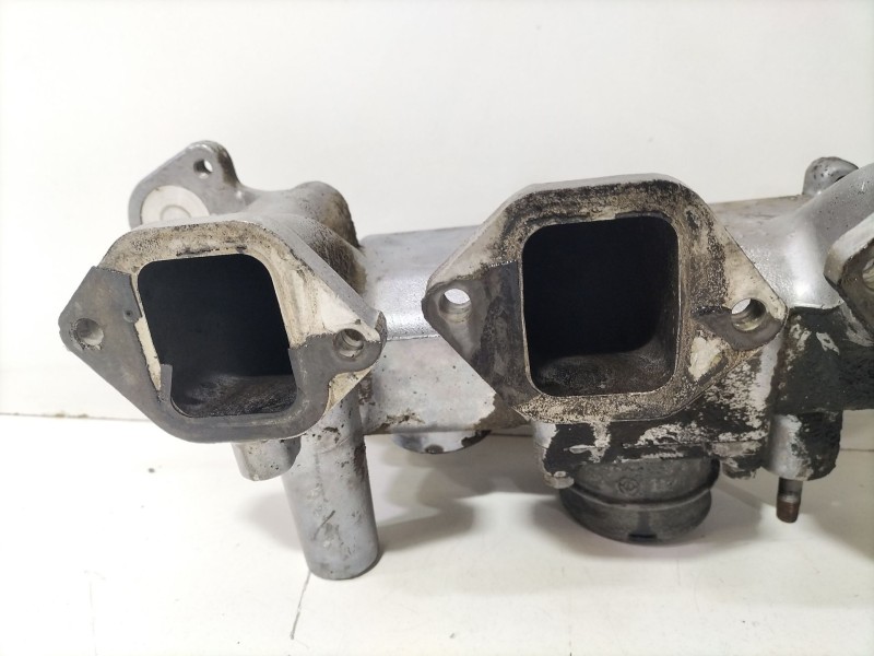 Recambio de colector admision para nissan terrano ii (r20) 2.7 tdi 4wd referencia OEM IAM 140037F404  