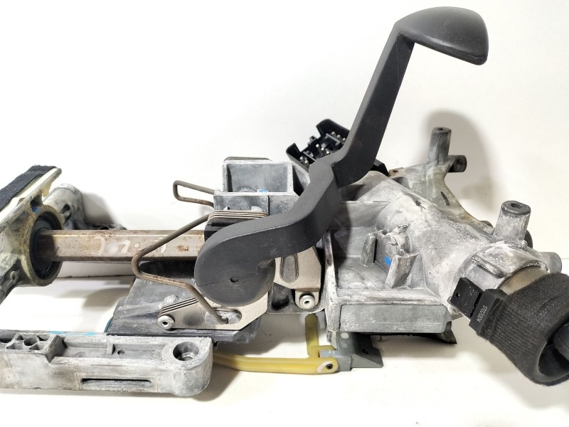 Recambio de columna direccion para mini mini (r50, r53) one referencia OEM IAM 32306781941  