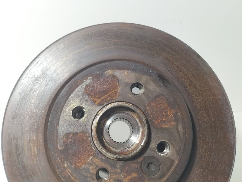 Recambio de mangueta delantera izquierda para mini mini (r50, r53) one referencia OEM IAM 31216757497  