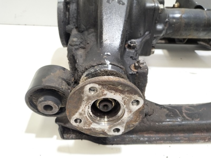 Recambio de diferencial delantero para nissan terrano ii (r20) 2.7 tdi 4wd referencia OEM IAM 38511623007  