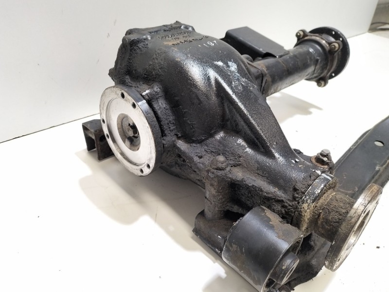 Recambio de diferencial delantero para nissan terrano ii (r20) 2.7 tdi 4wd referencia OEM IAM 38511623007  