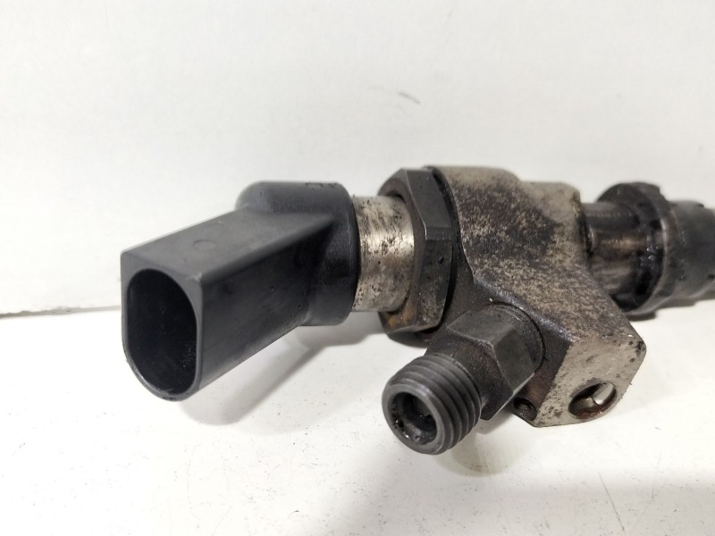 Recambio de inyector para peugeot 307 (3a/c) 2.0 hdi 90 referencia OEM IAM 9636819380  