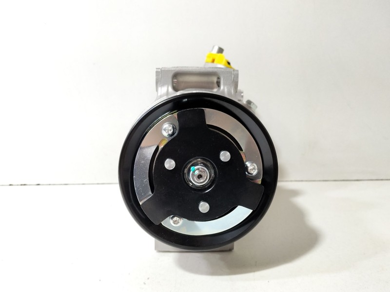 Recambio de compresor aire acondicionado para volkswagen golf v (1k1) 2.0 tdi 16v referencia OEM IAM 1K0820808B  