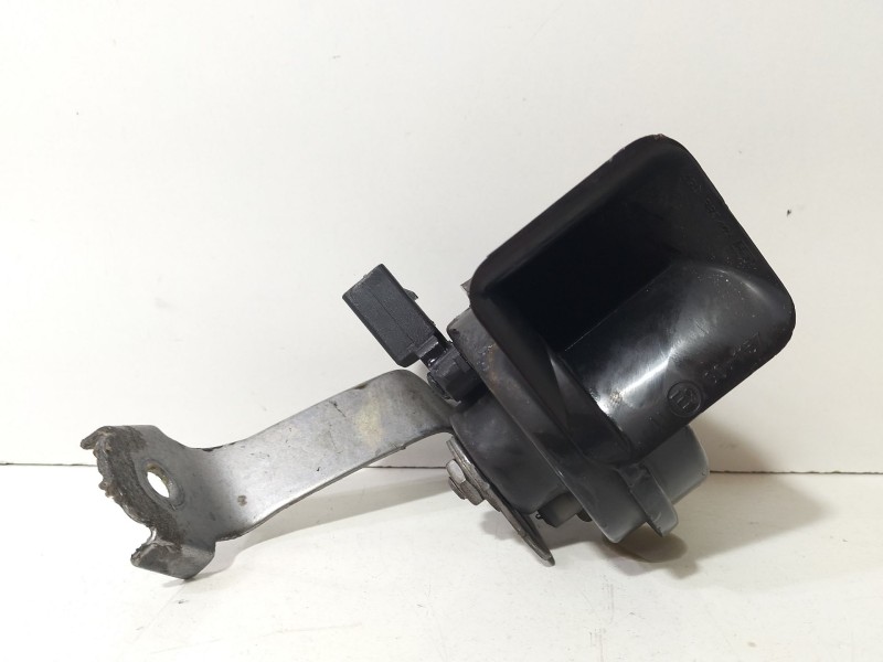 Recambio de claxon para seat leon (1p1) 1.4 tsi referencia OEM IAM 703881157  