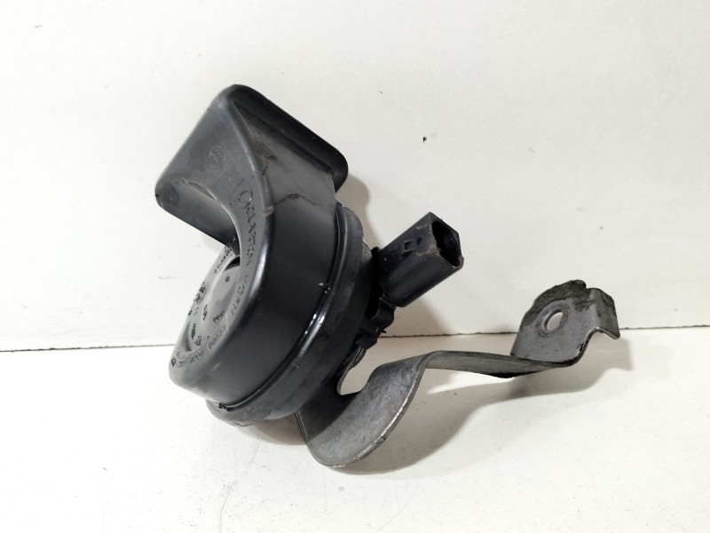 Recambio de claxon para seat leon (1p1) 1.4 tsi referencia OEM IAM 703881157  