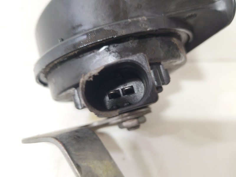 Recambio de claxon para seat leon (1p1) 1.4 tsi referencia OEM IAM 703881157  