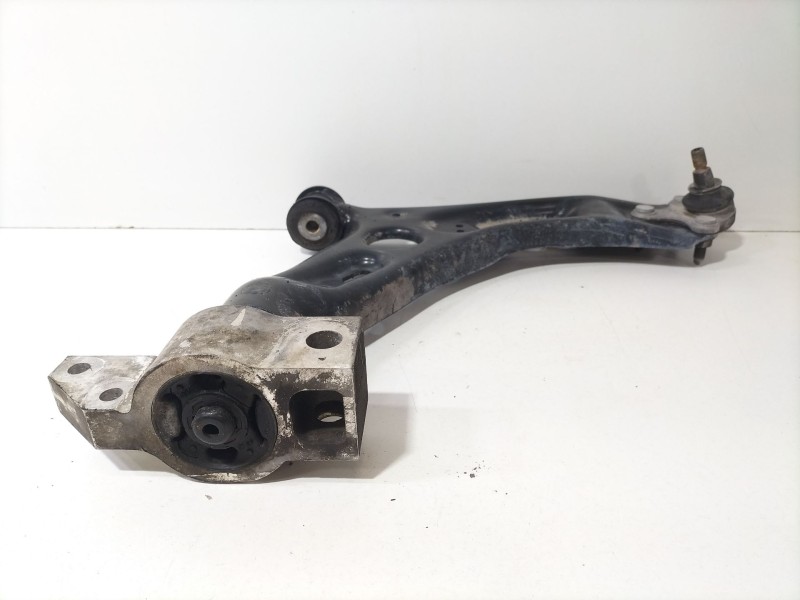 Recambio de brazo suspension inferior trasero derecho para seat leon (1p1) 2.0 tdi 16v referencia OEM IAM 1K0407152BD  