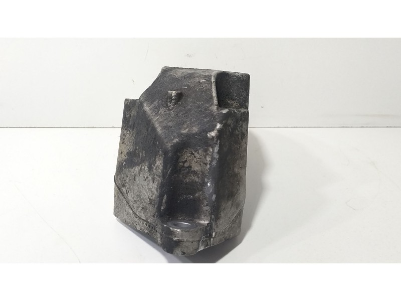 Recambio de soporte motor para mercedes-benz clase a (w169) a 160 cdi (169.006, 169.306) referencia OEM IAM A1692410301  