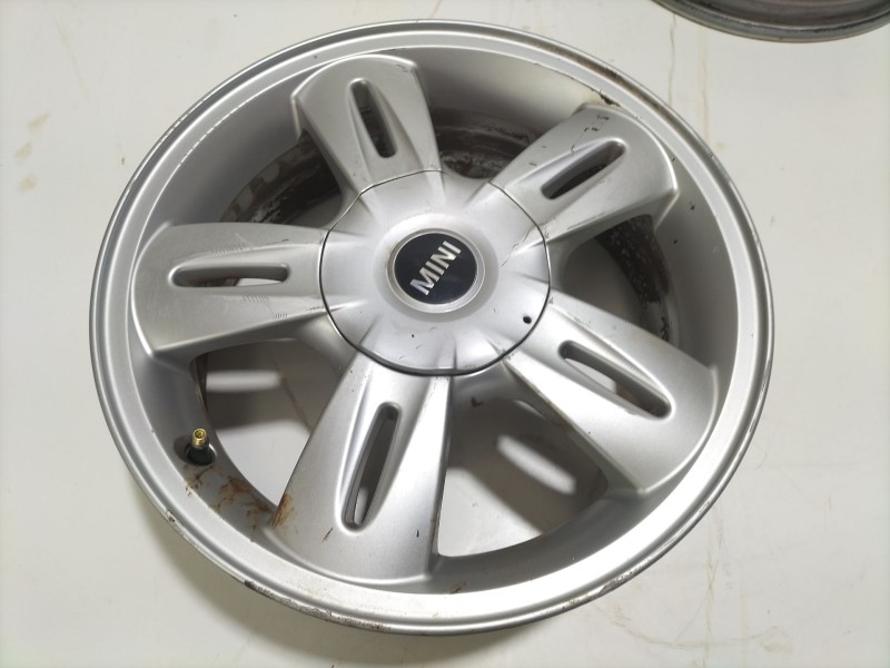 Recambio de juego llantas para mini mini (r50, r53) one referencia OEM IAM 6763295  