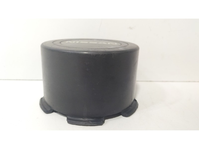 Recambio de tapacubos para nissan terrano ii (r20) 2.7 tdi 4wd referencia OEM IAM 403420X800  