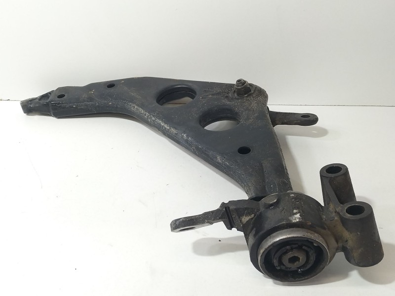 Recambio de brazo suspension inferior delantero derecho para mini mini (r50, r53) one referencia OEM IAM 6757562  