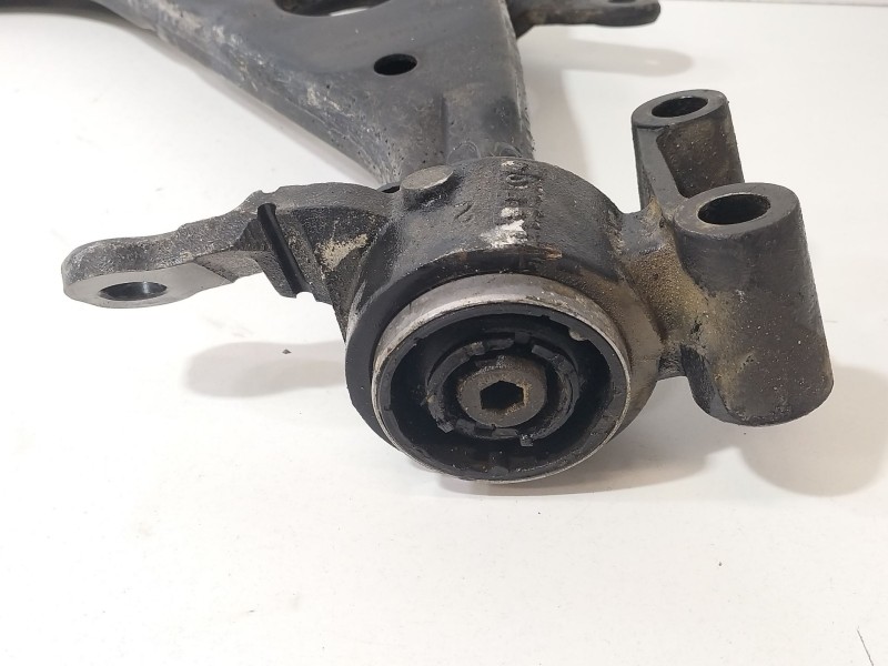 Recambio de brazo suspension inferior delantero derecho para mini mini (r50, r53) one referencia OEM IAM 6757562  
