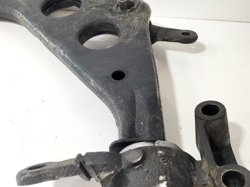 Recambio de brazo suspension inferior delantero derecho para mini mini (r50, r53) one referencia OEM IAM 6757562  
