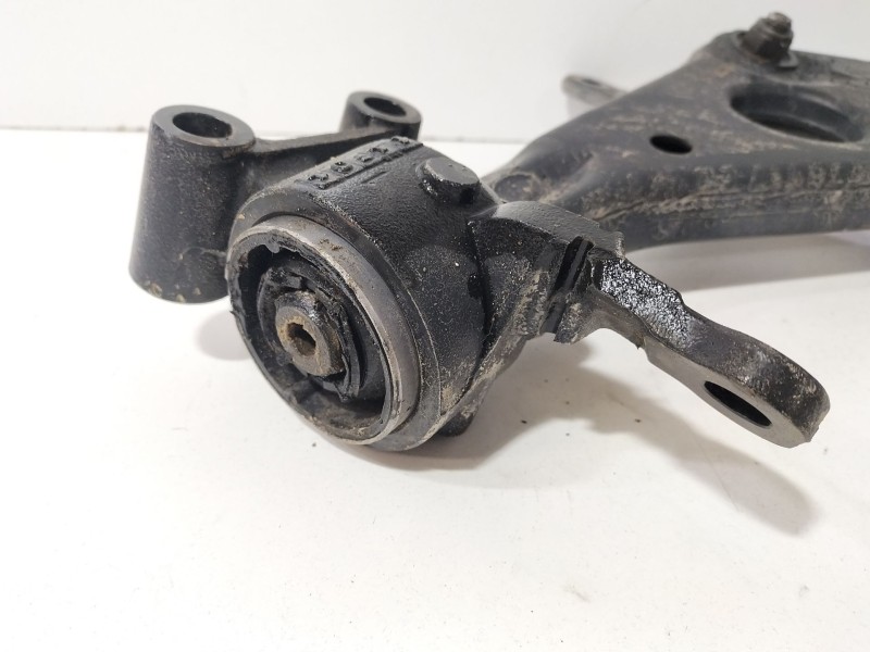 Recambio de brazo suspension inferior delantero izquierdo para mini mini (r50, r53) one referencia OEM IAM 6757561  