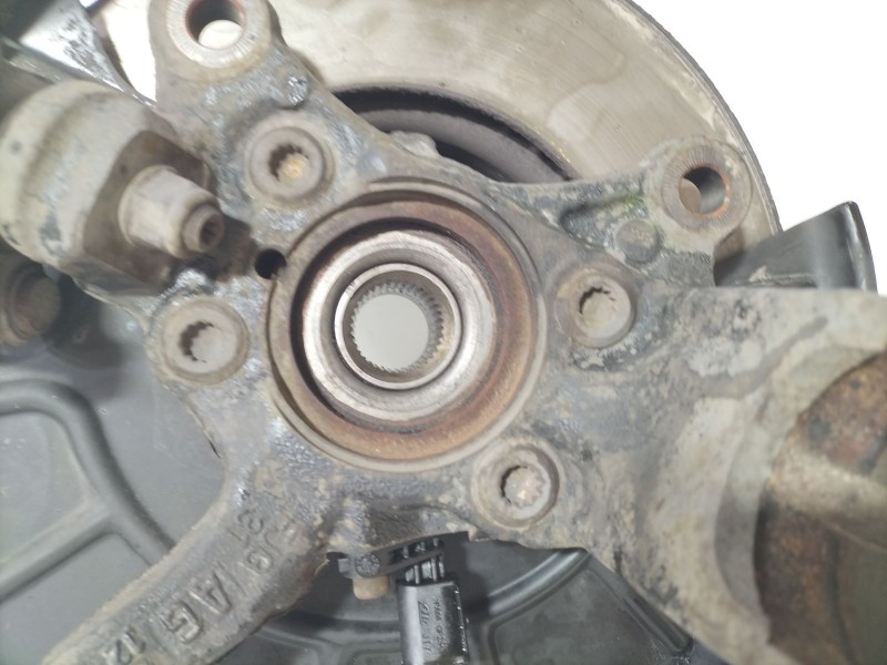 Recambio de mangueta delantera derecha para seat leon (1p1) 1.4 tsi referencia OEM IAM 1K0407256AA  