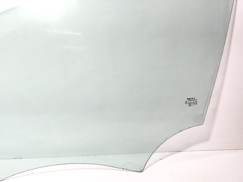 Recambio de luna delantera izquierda para seat leon (1p1) 1.4 tsi referencia OEM IAM 1P0845201B  